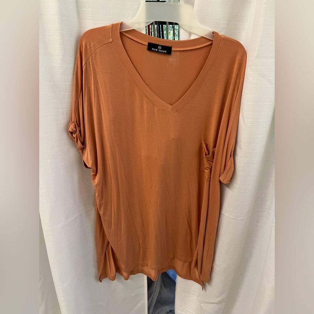 Rae Mode Peach Top